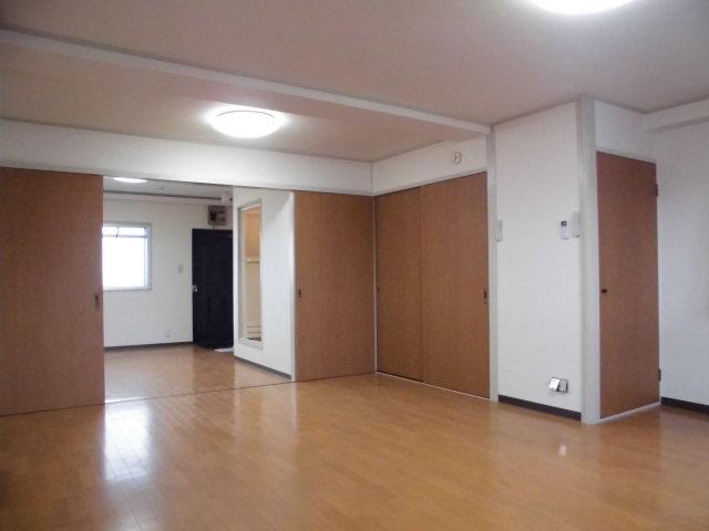 居室・リビング　大朝ハイム