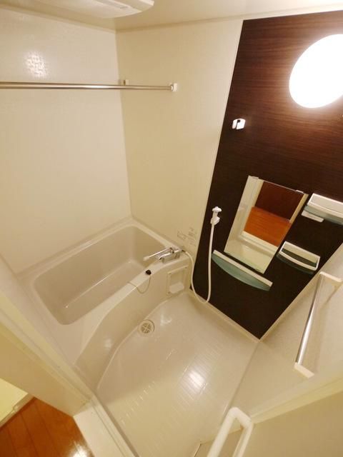 バス・シャワールーム　★おしゃれなお風呂です★