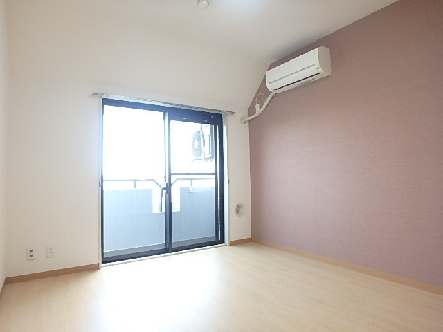 居室・リビング　反転タイプ