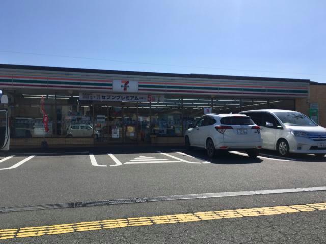 コンビニ　セブンイレブン諫早仲沖町店（コンビニ）まで215m