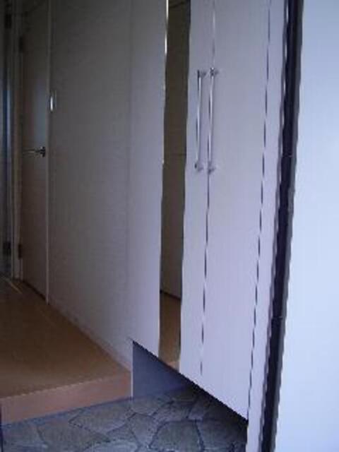 玄関　玄関収納