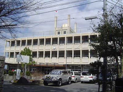 小学校　城陽市立久世小学校（小学校）まで1134m