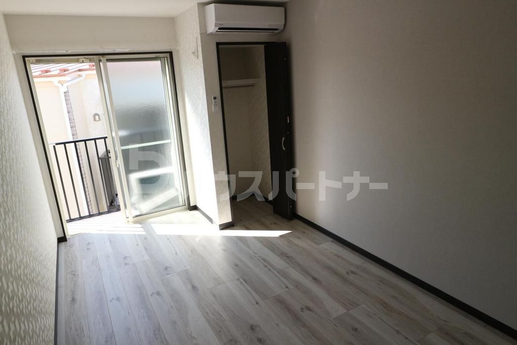 居室・リビング　同社施工の参考写真です。