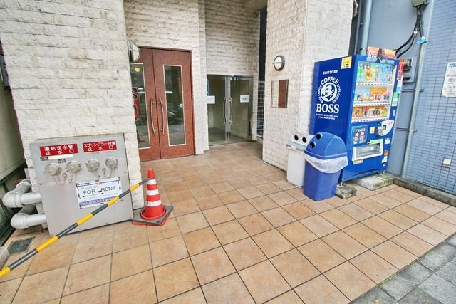 エントランス　部屋探しは株式会社　タウンハウジング　までお気軽にお問合せ…