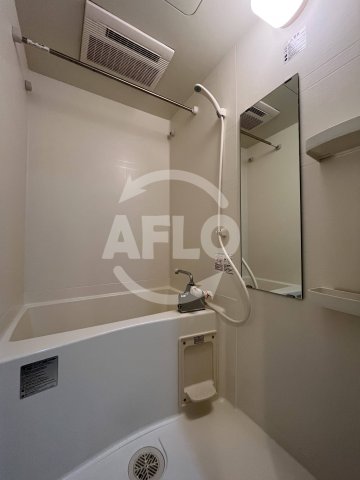 バス・シャワールーム　ジュネーゼグラン弁天町　バスルーム