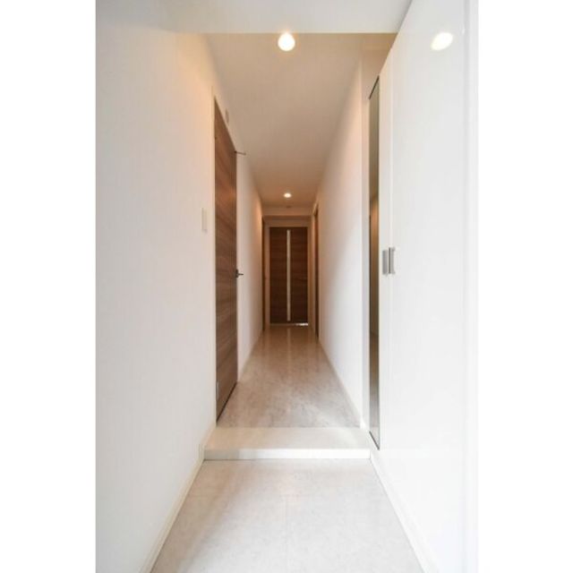 玄関　【玄関】同間取り別号室のお写真です。