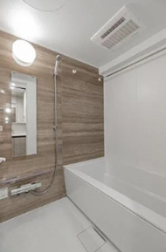 バス・シャワールーム　別部屋参考写真