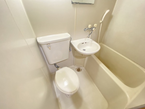 トイレ　※別部屋の写真です