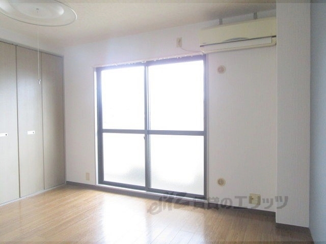 居室・リビング　洋室