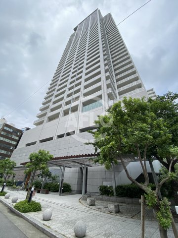 建物外観　ジーニス大阪WEST　外観