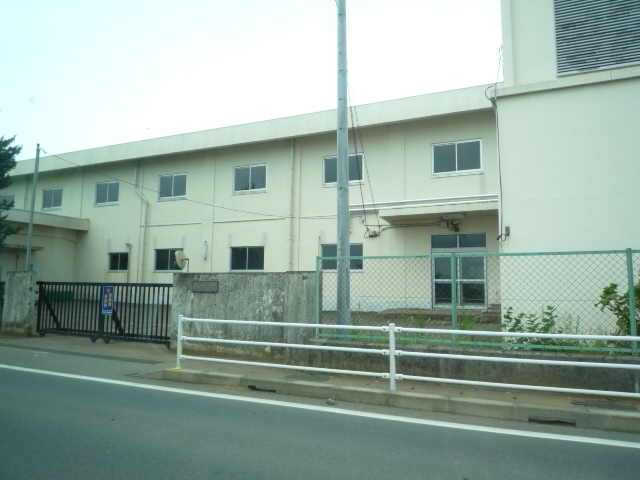 小学校　横浜市立上瀬谷小学校（小学校）まで600m