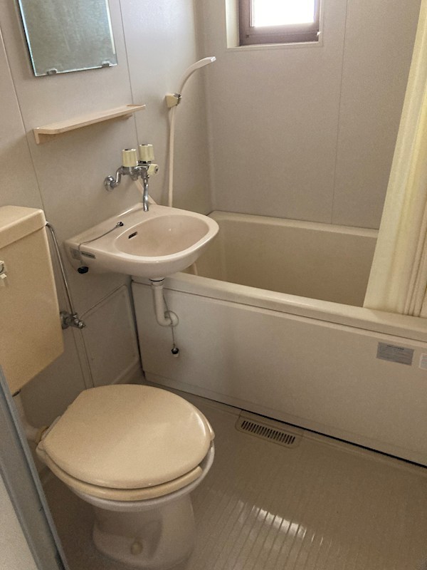 バス・シャワールーム　現況優先