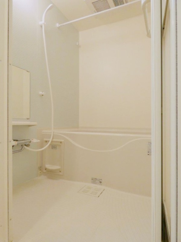 バス・シャワールーム　図面と現状に相違がある場合には現状を優先