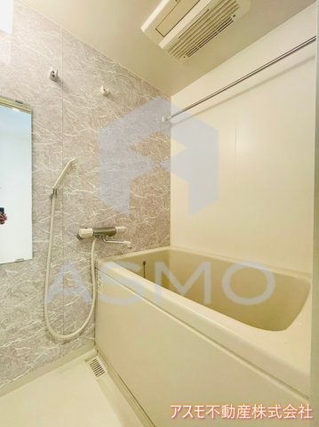 バス・シャワールーム　同マンション別部屋参考写真