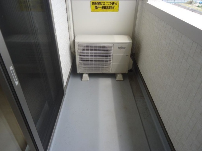 バルコニー　図面と現状に相違がある場合には現状を優先