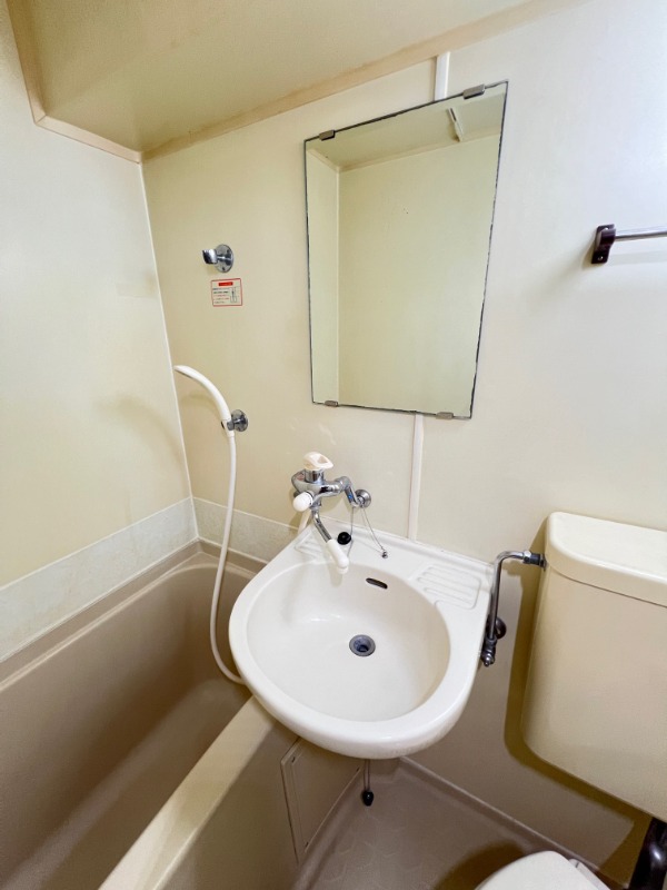 洗面設備　※他部屋参考写真