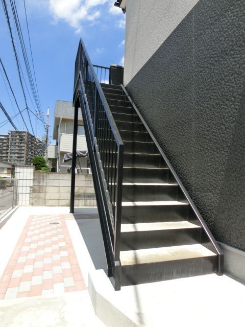 エントランス　共用階段