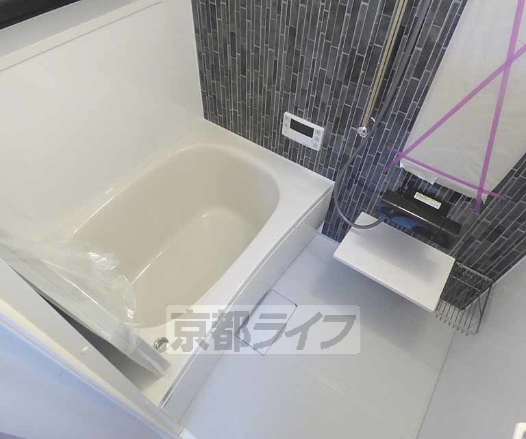バス・シャワールーム　お風呂場です。