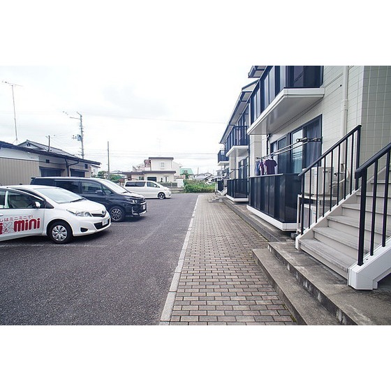 駐車場　１台込み無料です。