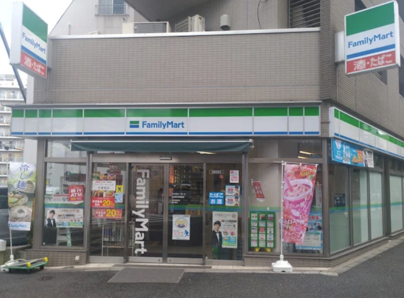 コンビニ　ファミリーマート大塚空蝉橋店（コンビニ）まで144m