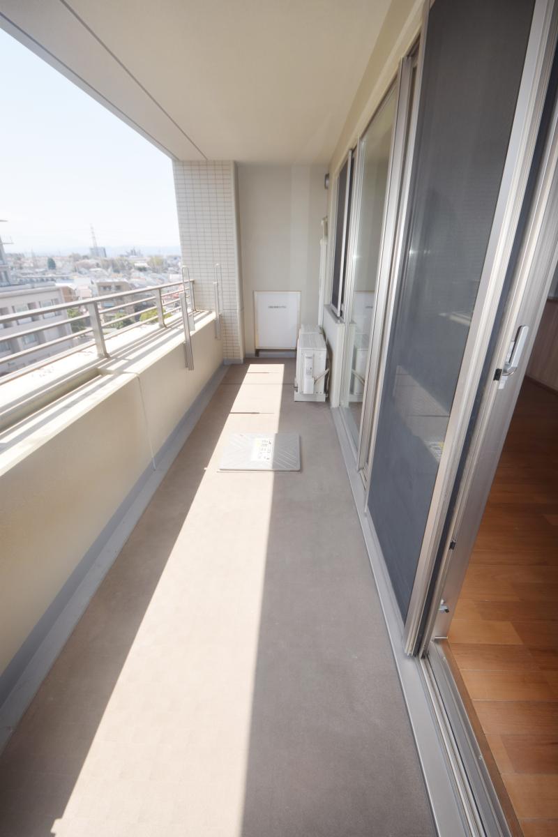 バルコニー　※写真は別部屋のもの