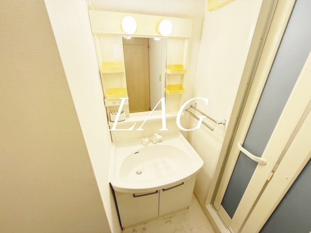 洗面設備　洗面台です。