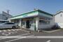 コンビニ　ファミリーマート（コンビニ）まで374m