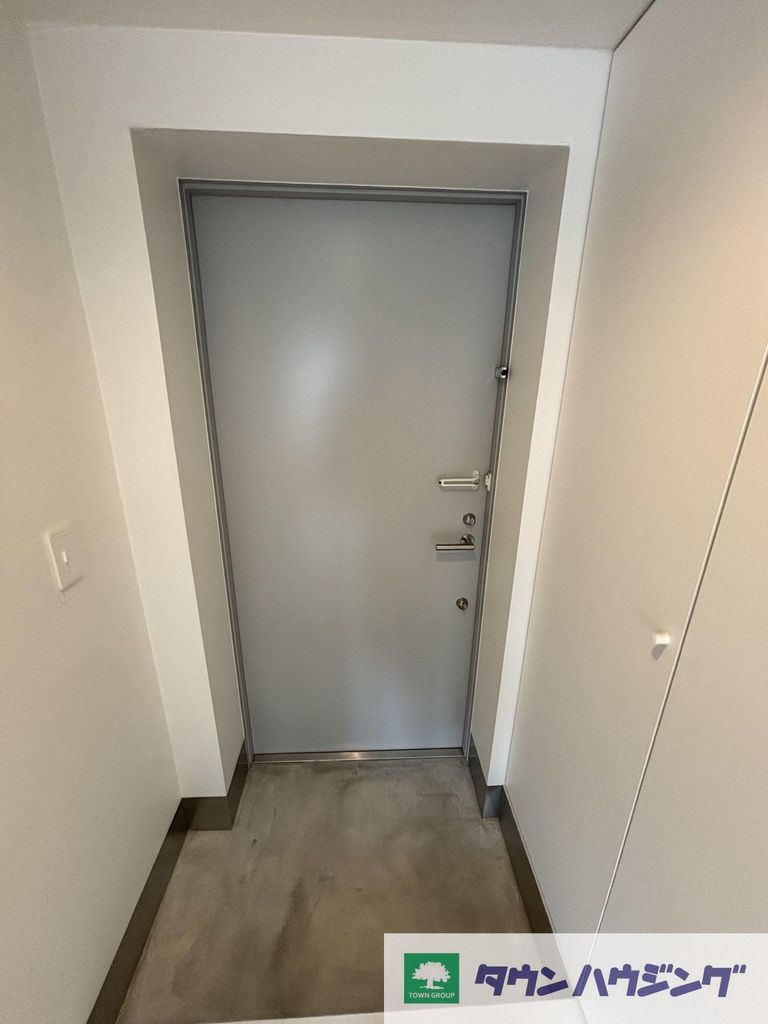 玄関　洗面