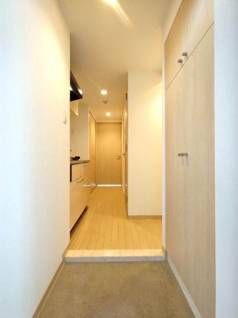 玄関　※別部屋参考写真