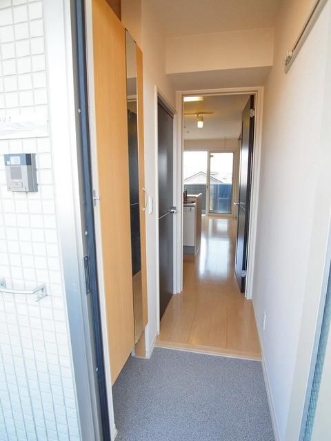 玄関　☆玄関はコチラです☆
