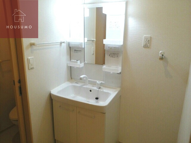 洗面設備　忙しい朝には欠かせない洗面所です