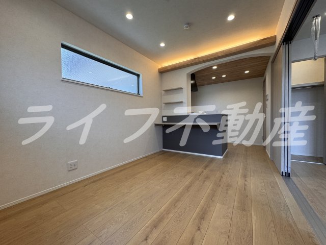 居室・リビング　ゆったりとした居間です