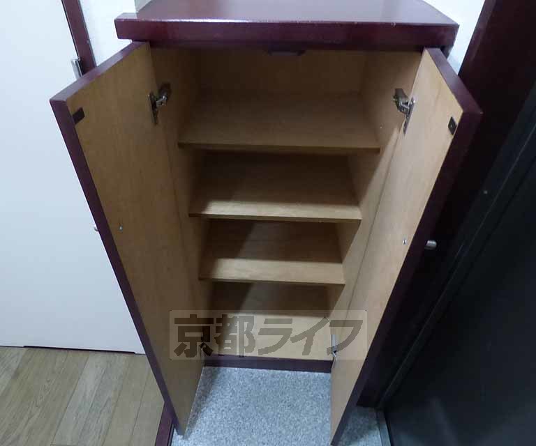 収納　シューズボックスです。