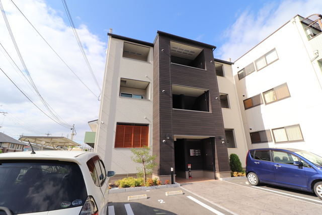 建物外観　プランドール高安