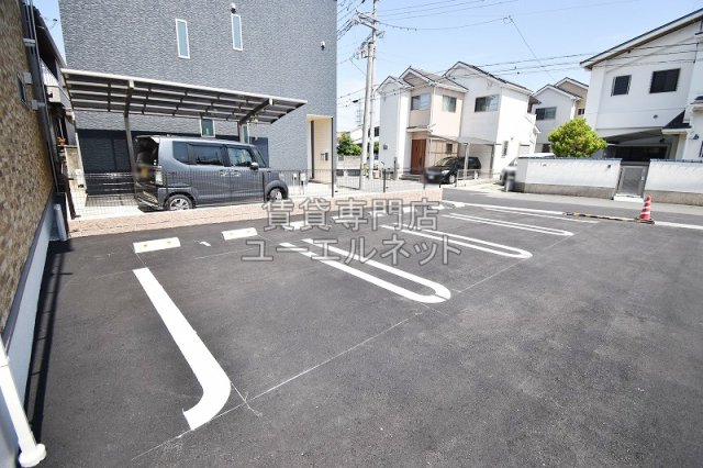 駐車場　敷地内駐車場