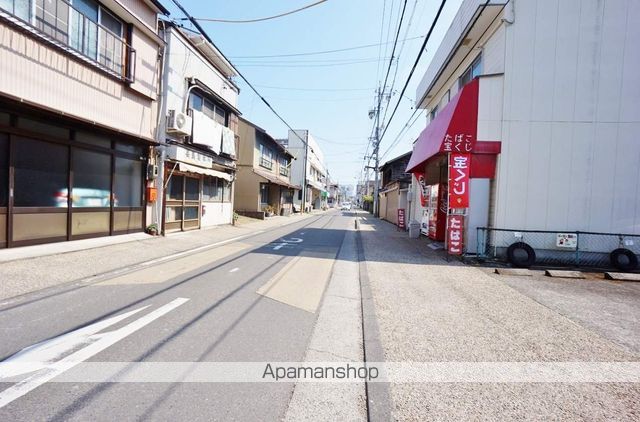 その他　前面道路（その他）まで5m