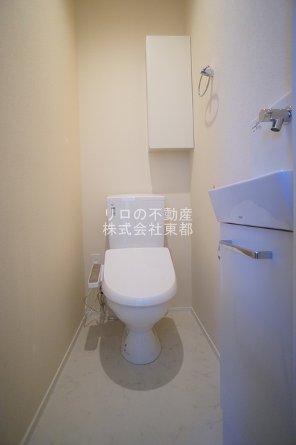 トイレ　洗浄・暖房便座付です！