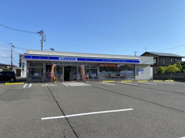 コンビニ　ローソン秋田泉中央3丁目店（コンビニ）まで491m