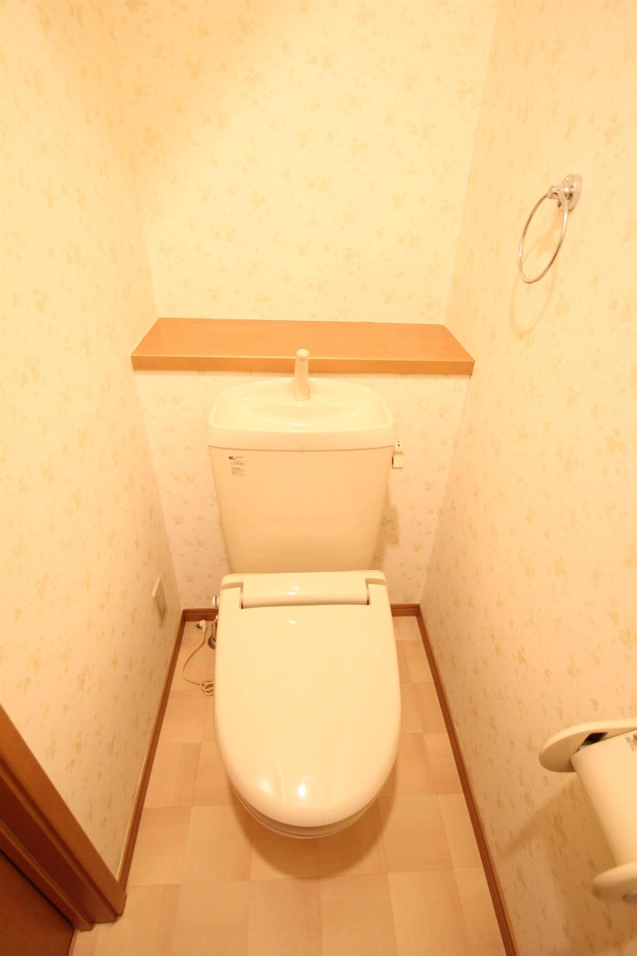 トイレ　ご入居申込み後にウォシュレットにいたします