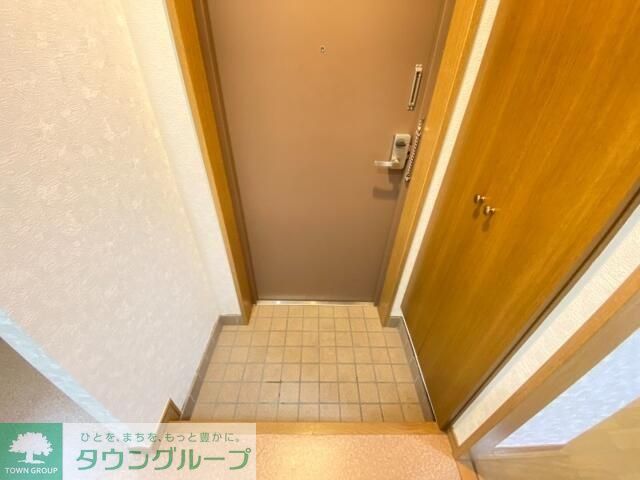 玄関　★お問い合わせはタウンハウジングまで★