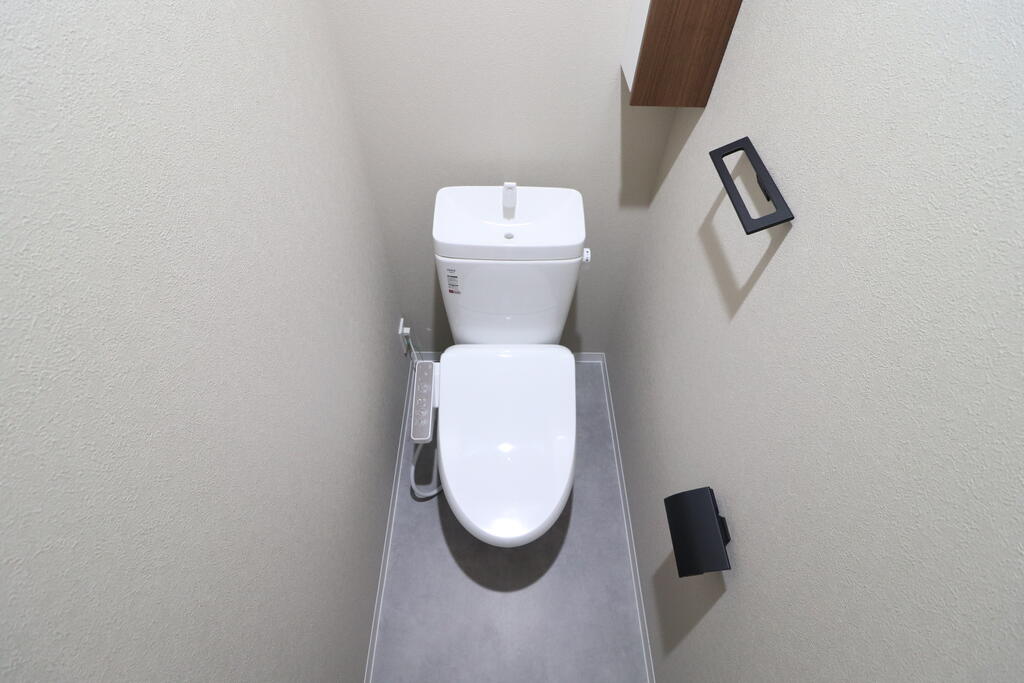 News Rowのトイレ写真