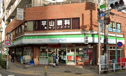 コンビニ　ファミリーマート府中宮町店（コンビニ）まで221m