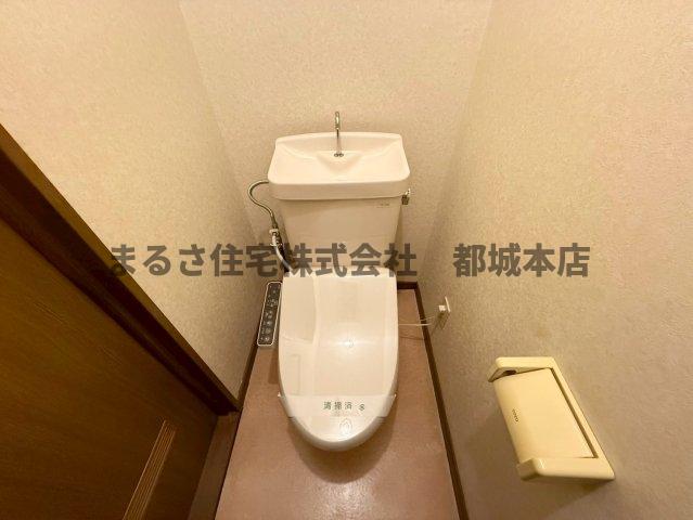 トイレ　B201の写真です