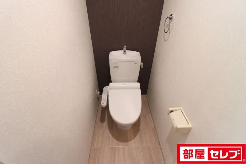トイレ　反転画像