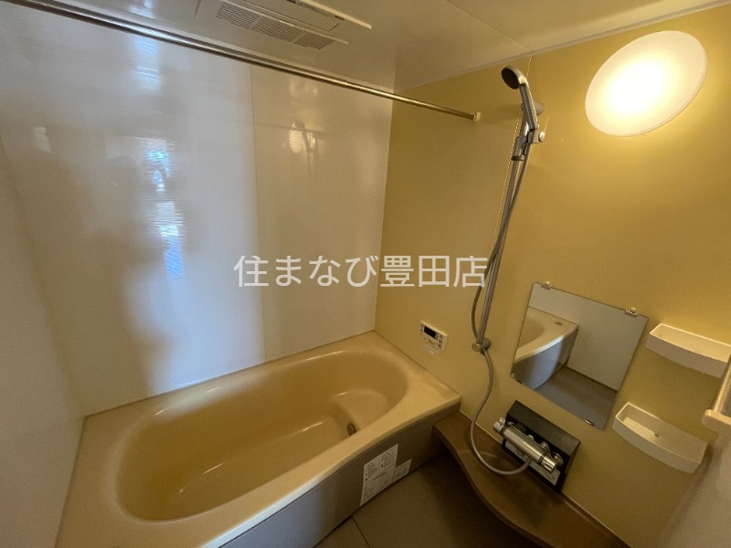 バス・シャワールーム　同型別部屋写真
