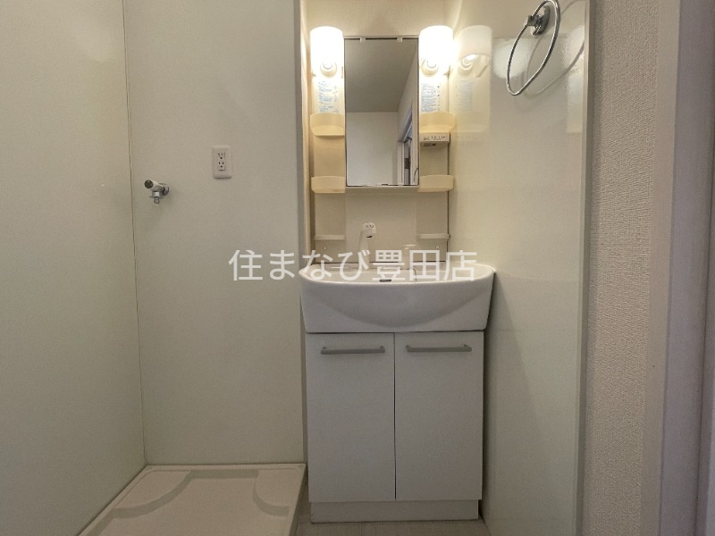 洗面設備　同型別部屋写真