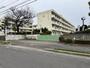 小学校　松山小学校（小学校）まで409m