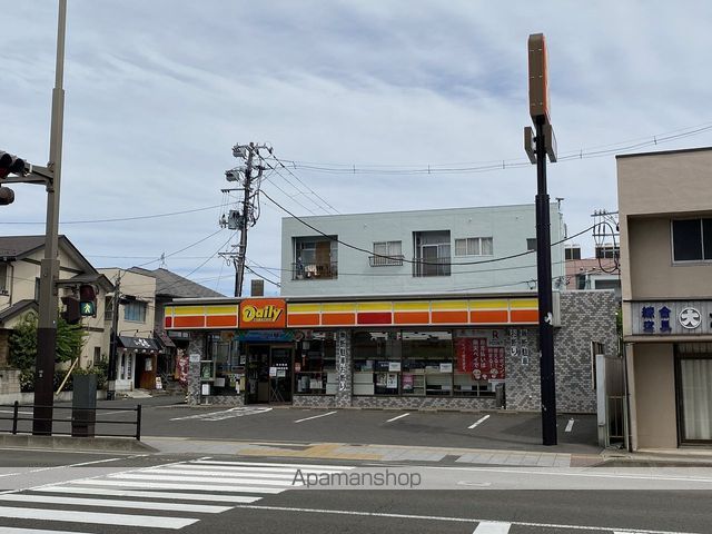 コンビニ　デイリーヤマザキ（コンビニ）まで882m