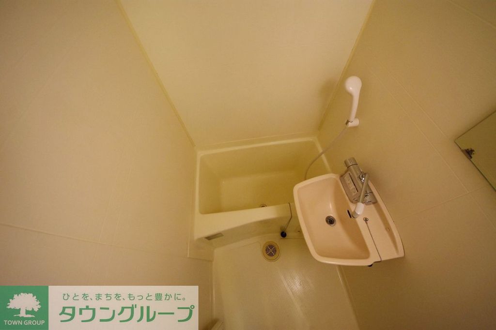 バス・シャワールーム　洗面