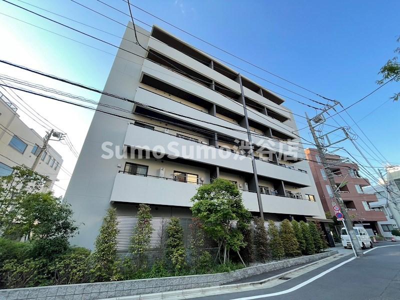 建物外観　落ち着いた雰囲気の外観です